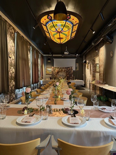 Grand Selskapslokaler - lokalet med Tiffany-lampe
