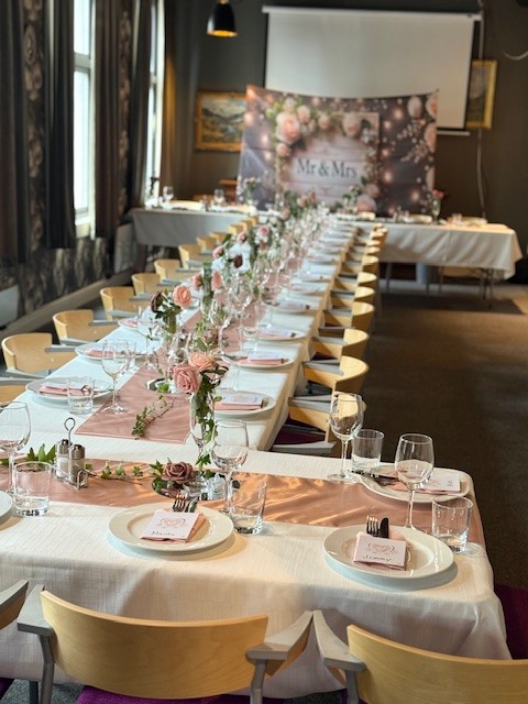 Grand Selskapslokaler - bryllupsoppdekking